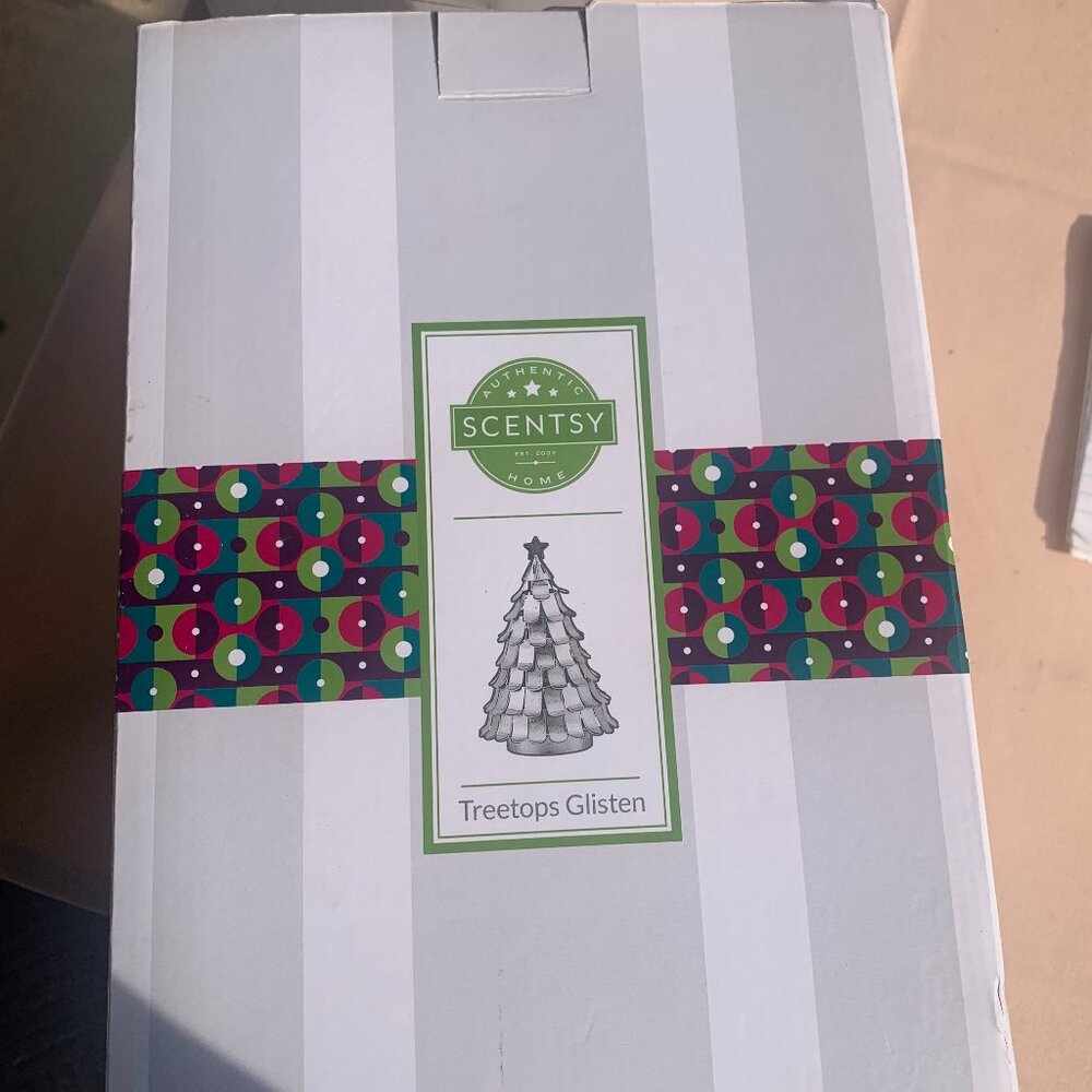 Christmas Tree Scentsy Warmer